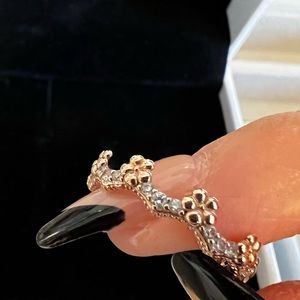 Pandora flower ring